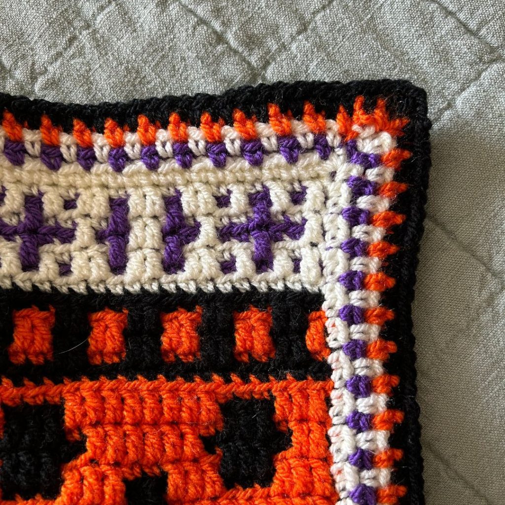 Finished Moss Stitch Envelope Border